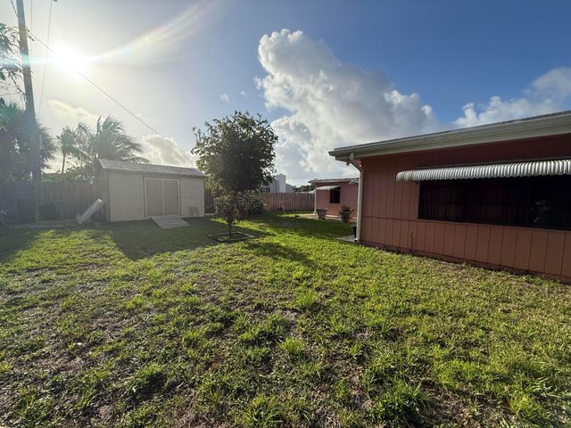 817 Elm Road, West Palm Beach, FL 33409