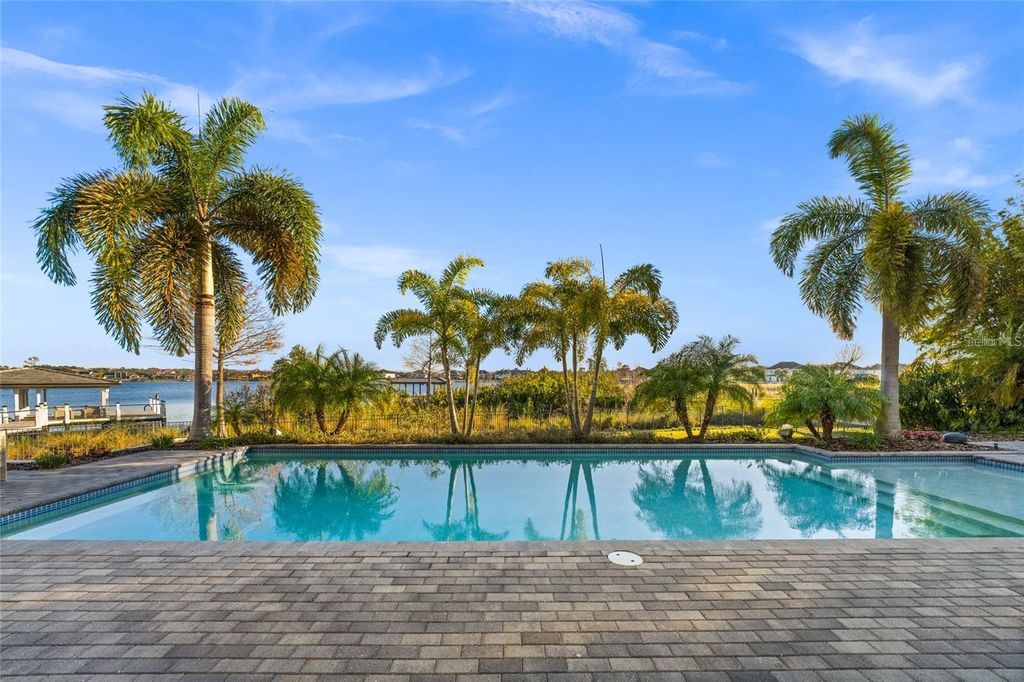 Image 24 of property listing at 12264 MONTALCINO CIRCLE, Windermere, FL 34786