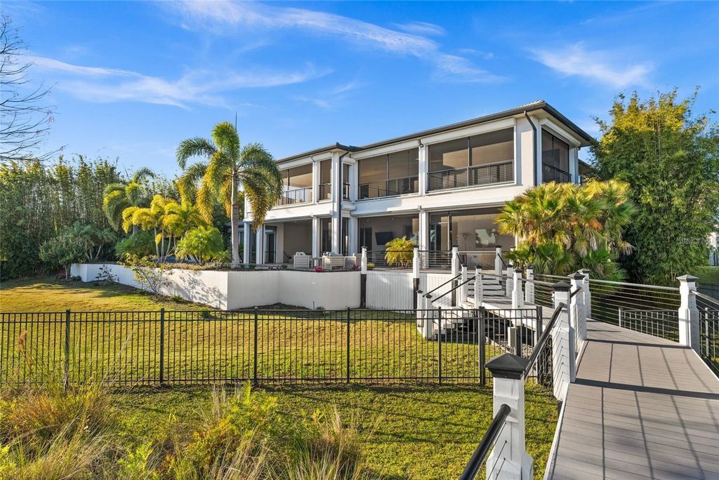 Image 27 of property listing at 12264 MONTALCINO CIRCLE, Windermere, FL 34786