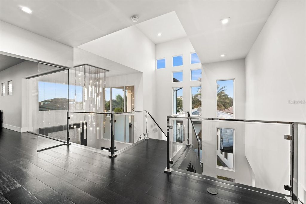 Image 34 of property listing at 12264 MONTALCINO CIRCLE, Windermere, FL 34786