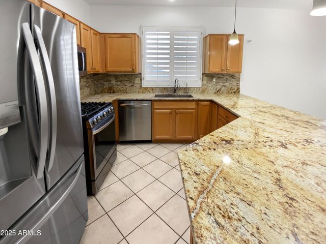 15121 W ARZON Way, Sun City West, AZ 85375