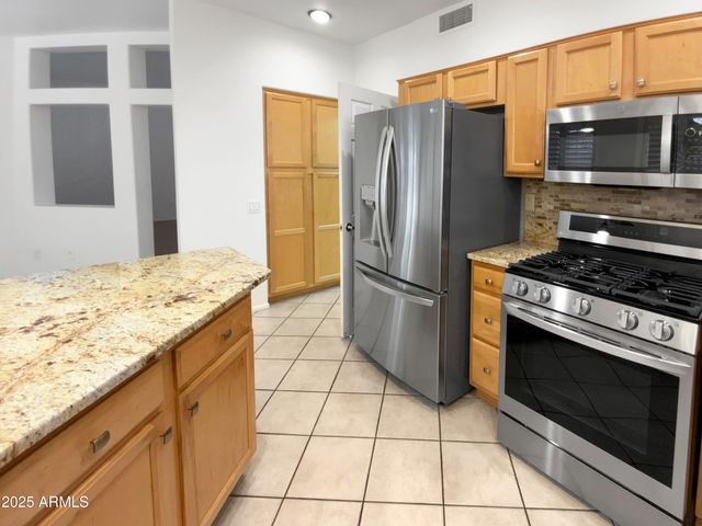 15121 W ARZON Way, Sun City West, AZ 85375