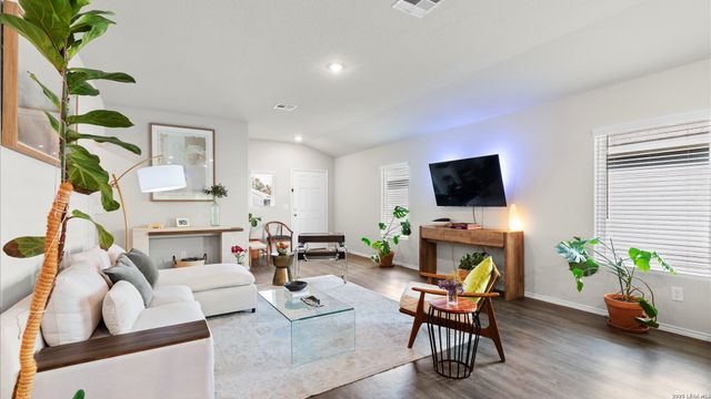 13827 Hidden Oasis, San Antonio, TX 78253