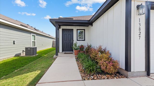 13827 Hidden Oasis, San Antonio, TX 78253