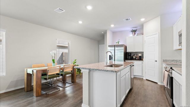 13827 Hidden Oasis, San Antonio, TX 78253