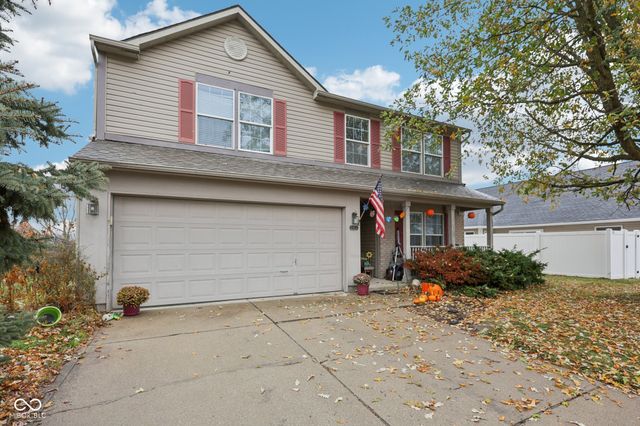 2411 Lakeshore Court, Lebanon, IN 46052