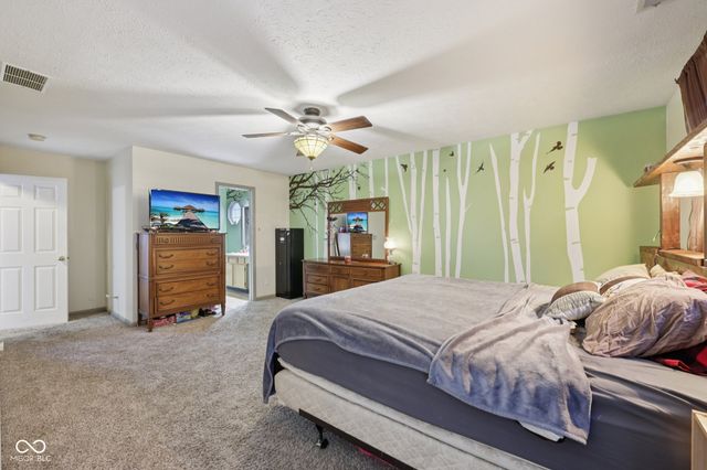 2411 Lakeshore Court, Lebanon, IN 46052