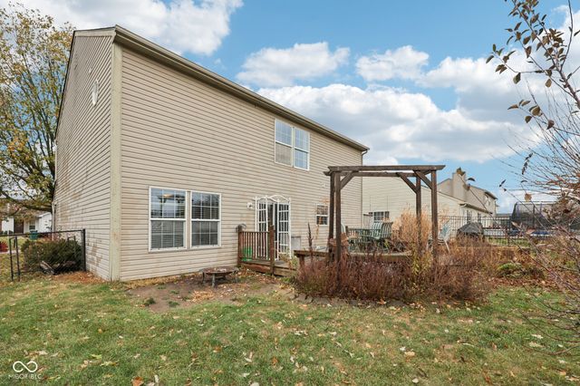 2411 Lakeshore Court, Lebanon, IN 46052