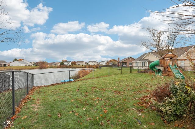 2411 Lakeshore Court, Lebanon, IN 46052