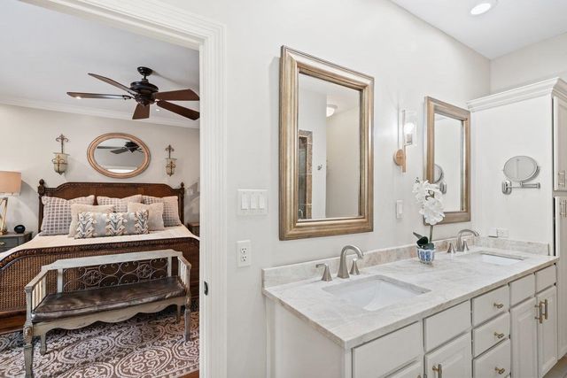 575 WARWICK WILLOW LN, Collierville, TN 38017