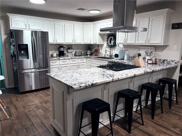 923 Lyndale St, Kingsville, TX 78363