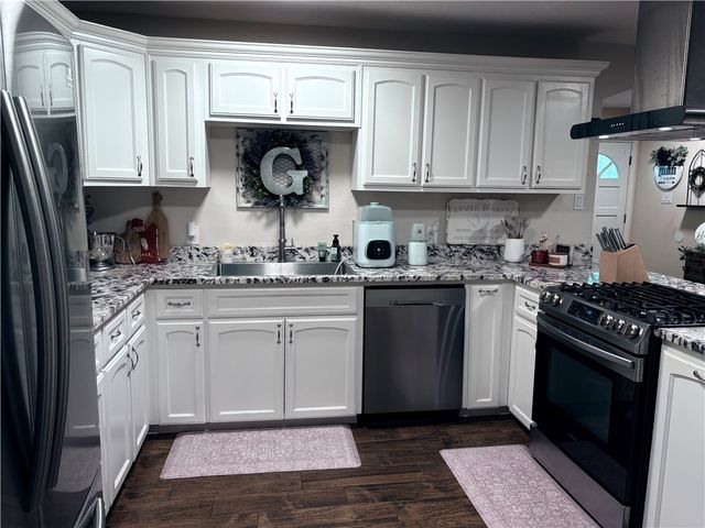 923 Lyndale St, Kingsville, TX 78363