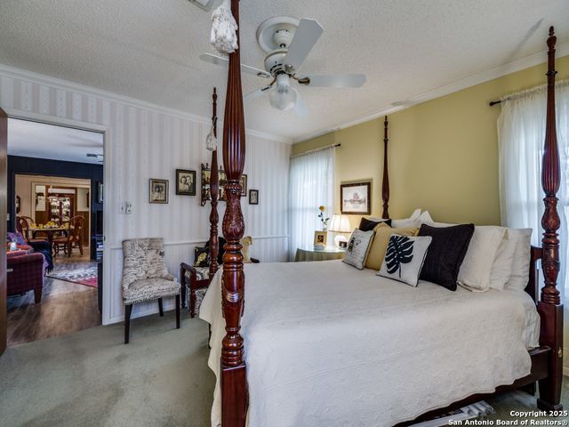 135 Manor, Comfort, TX 78013