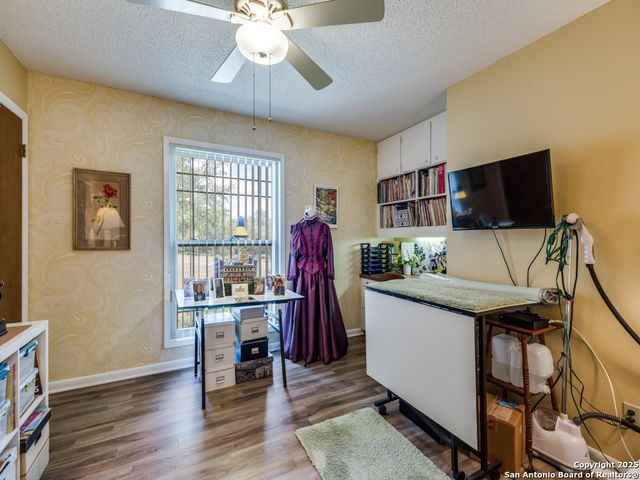 135 Manor, Comfort, TX 78013