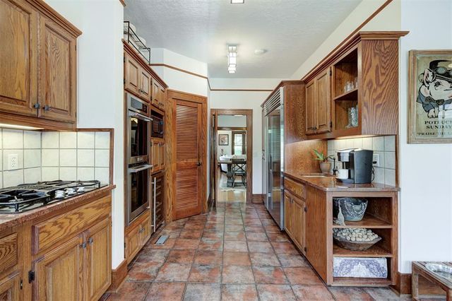 804 S Lahoma, Norman, OK 73069