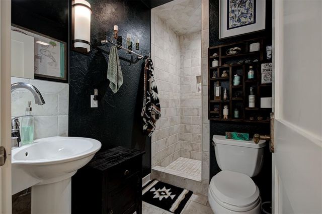 804 S Lahoma, Norman, OK 73069