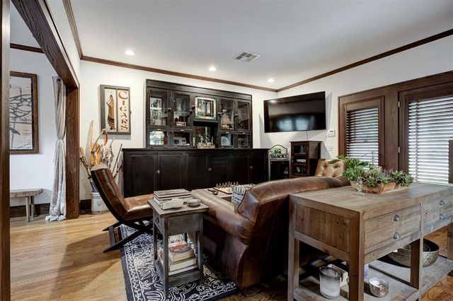 804 S Lahoma, Norman, OK 73069