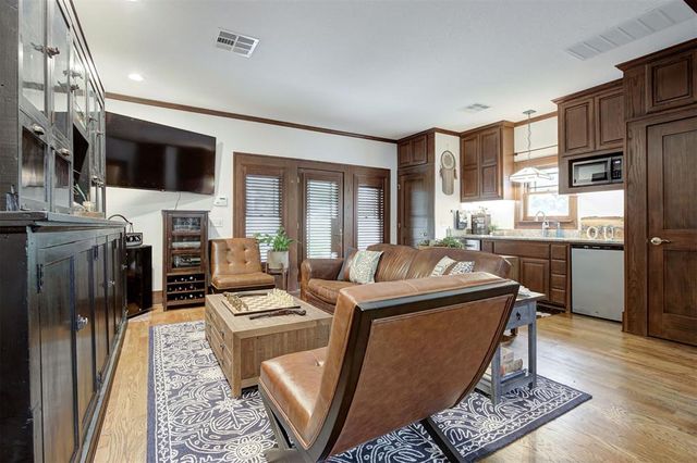 804 S Lahoma, Norman, OK 73069
