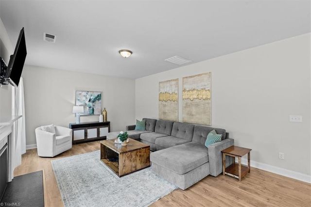 114 Laced Maple Court, Reidsville, NC 27320