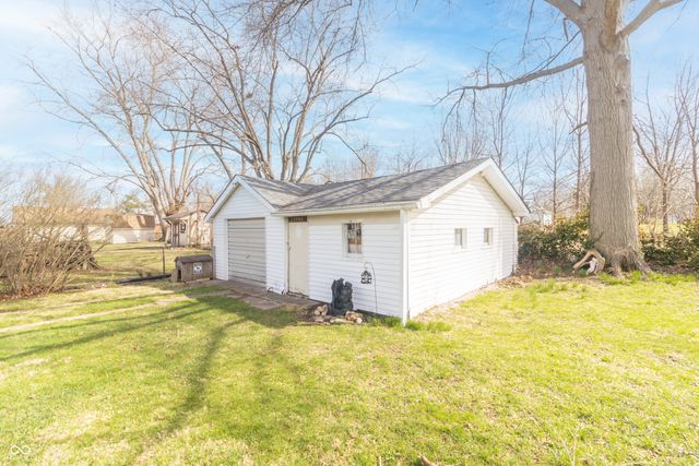 3841 Wildwood Drive, Indianapolis, IN 46239