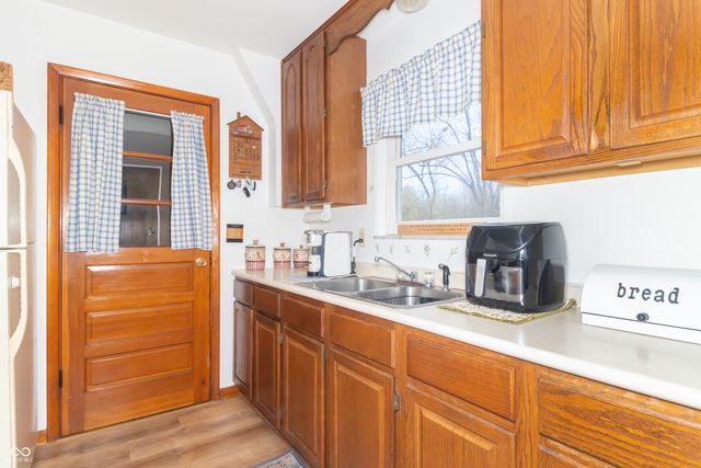 3841 Wildwood Drive, Indianapolis, IN 46239