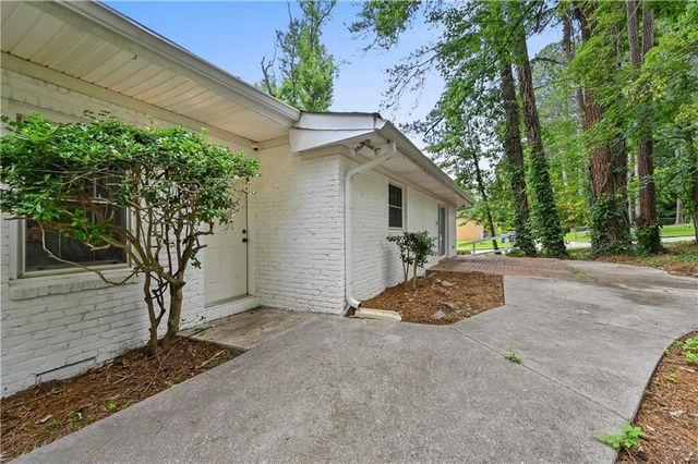 3494 Dale Lane, Atlanta, GA 30331