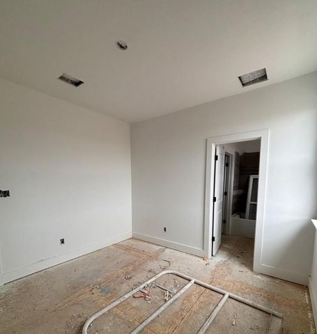 518 Tricia CT, Liberty Hill, TX 78642
