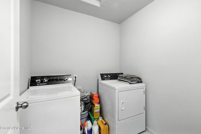 6286 W DAYTON AVE, Rathdrum, ID 83858