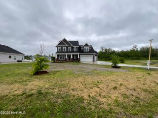 217 Little Acorn Trail, Moyock, NC 27958