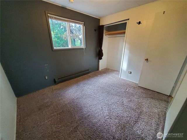 516 Sand Dune Avenue SW, Ocean Shores, WA 98569