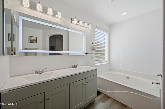 1258 S HERITAGE Drive, Gilbert, AZ 85296
