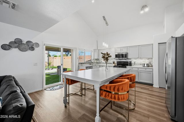 1258 S HERITAGE Drive, Gilbert, AZ 85296