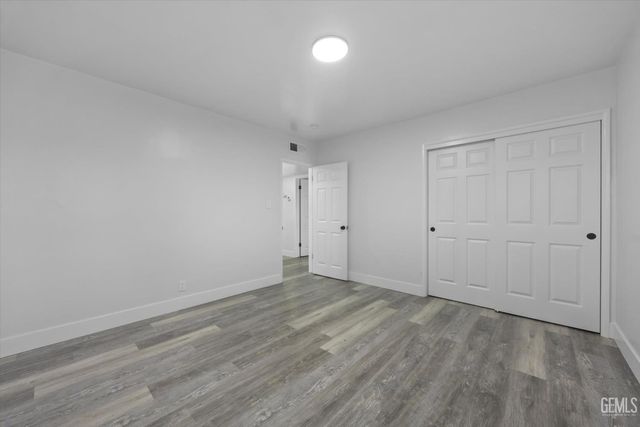 1709 Hodges Avenue, Bakersfield, CA 93304