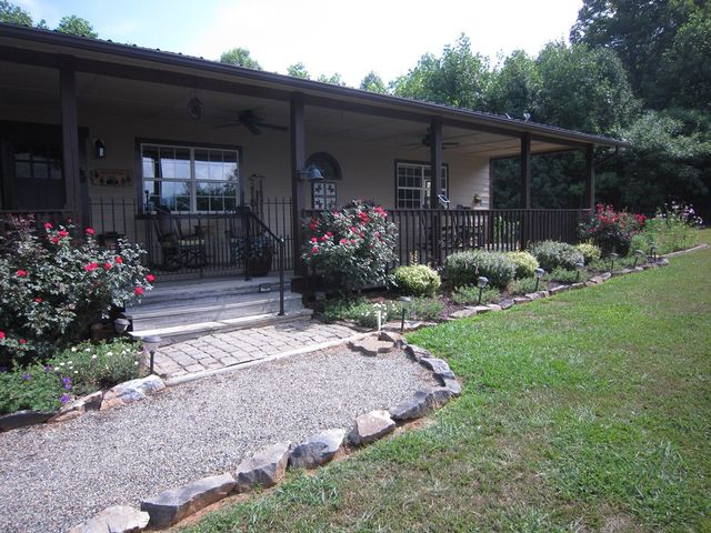 971 White Oak Drive, Warne, NC 28909