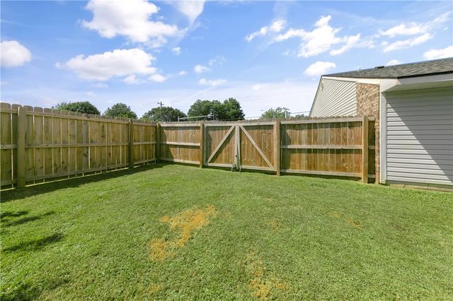 3320 Olive Street, Rogers, AR 72756