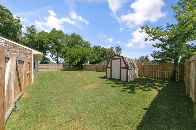 3320 Olive Street, Rogers, AR 72756