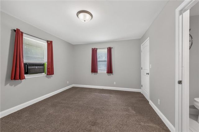 918 N Claremont Street, Sugar Creek, MO 64054