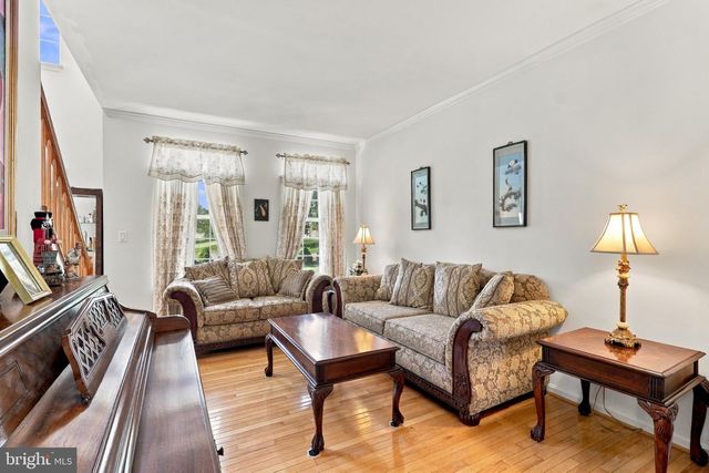 309 MAJESTIC CIR, Dallastown, PA 17313
