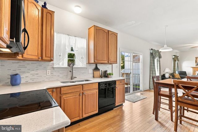 309 MAJESTIC CIR, Dallastown, PA 17313