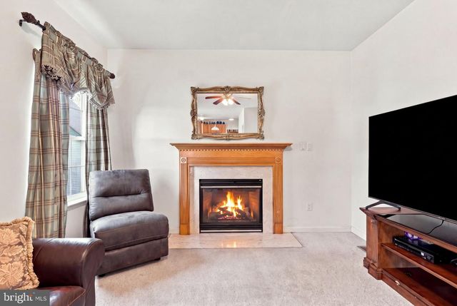 309 MAJESTIC CIR, Dallastown, PA 17313