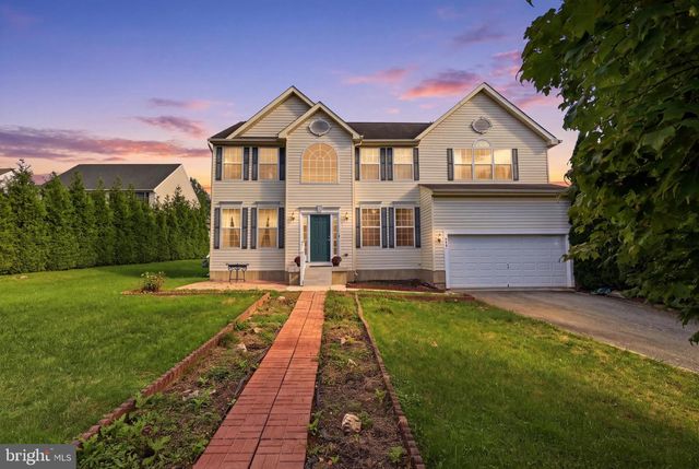309 MAJESTIC CIR, Dallastown, PA 17313