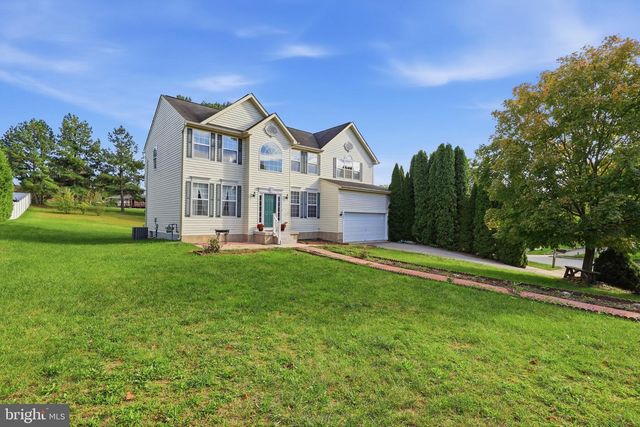 309 MAJESTIC CIR, Dallastown, PA 17313