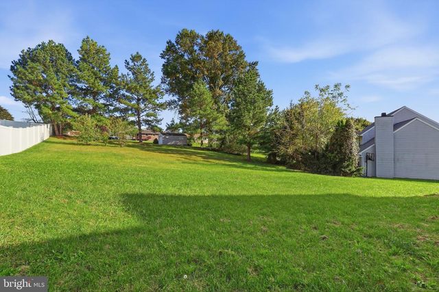 309 MAJESTIC CIR, Dallastown, PA 17313
