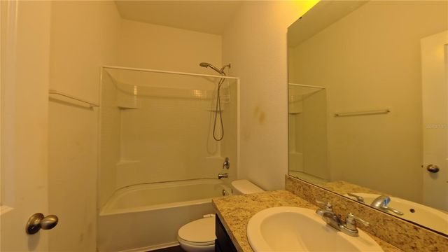 326 HIDDEN LAKE LOOP, Haines City, FL 33844