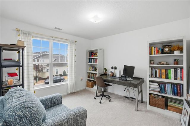 467 Heartfield DR, Chesapeake, VA 23322