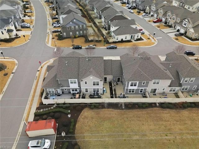 467 Heartfield DR, Chesapeake, VA 23322