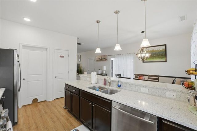 467 Heartfield DR, Chesapeake, VA 23322