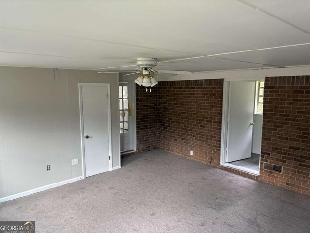 6045 S Bear Drive, Douglasville, GA 30135