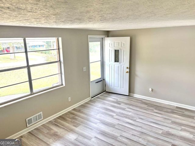 6045 S Bear Drive, Douglasville, GA 30135