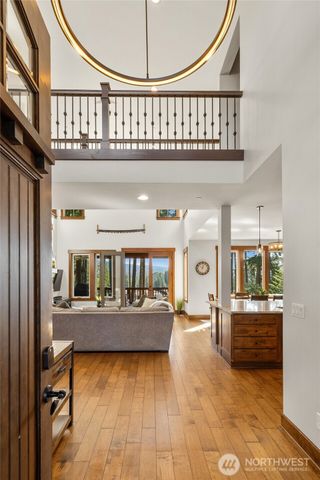 241 Black Nugget Lane, Cle Elum, WA 98922